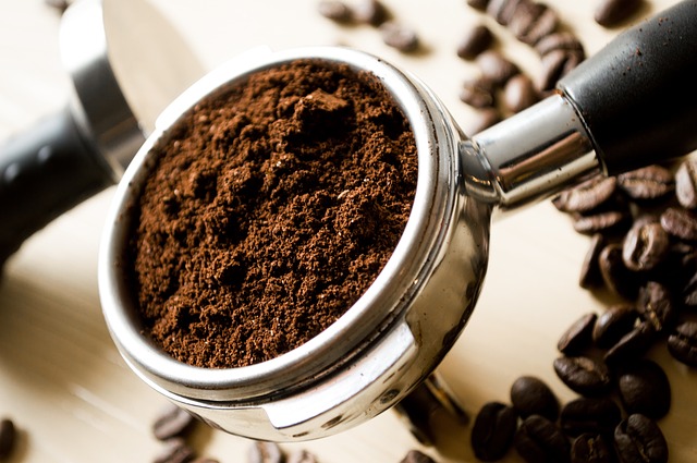 Which Plants Like Coffee Grounds?